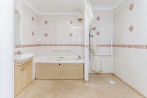 Bath/Wetroom- click for photo gallery